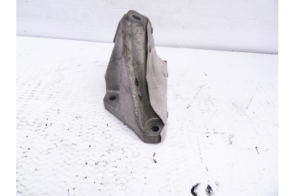 Soporte motor, Bmw Serie 7 (F01/F02) 740d xDrive 2011, 6777628