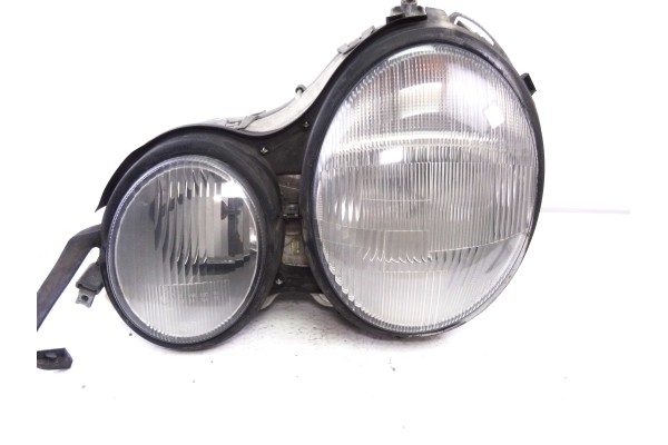 Faro izquierdo, Mercedes-benz Clase e (Bm 210) Berlina 300 Turbodiesel (210.025) 1998