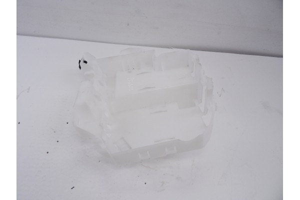 Caja reles / fusibles, Peugeot 308 (P5) Active Pack 2022, 9837267680