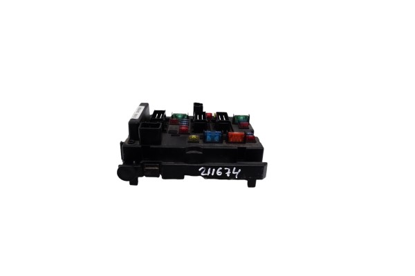 Caja reles / fusibles, Peugeot 206 Xs 2004, 9650664080