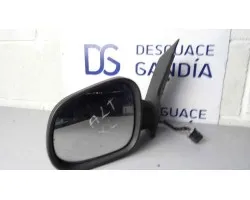Retrovisor izquierdo