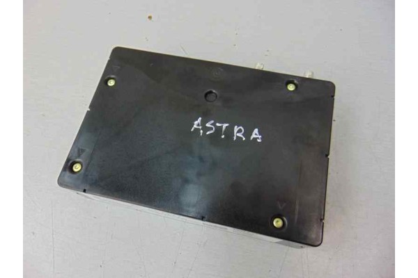 Módulo electrónico, Opel Astra K Berlina 5P Dynamic Start/Stop 2015, 39017359