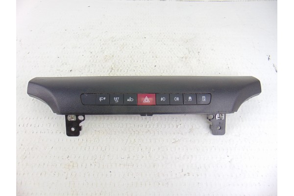 Warning, Iveco Daily Furgón Caja cerrada 45C... batalla 3000 2019