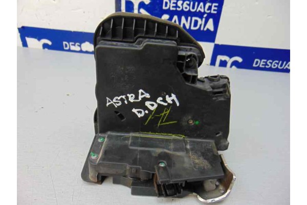 Cerradura puerta delantera derecha, Opel Astra K Berlina 5P Dynamic Start/Stop 2015