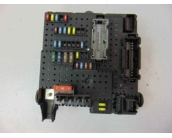 Caja reles / fusibles, Volvo S80 Berlina D5 2004, 8676391