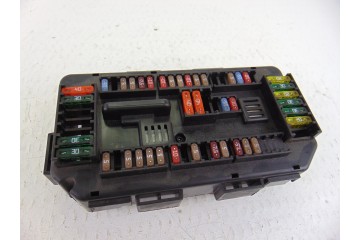 Caja reles / fusibles, Bmw Serie 3 Touring (F31) 318d 2014, 9337879