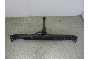 Travesaño superior, Ssangyong Rodius Xdi 2010