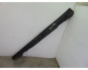 Faldon lateral