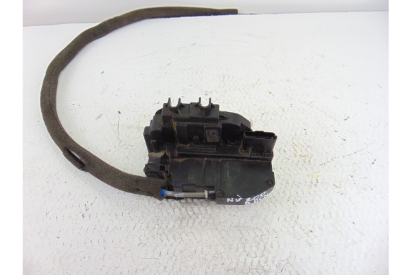 Cerradura puerta delantera derecha, Nissan NV200 /Evalia (M20/M) Kombi Comfort 2010