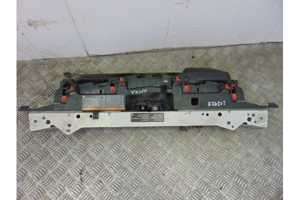 Travesaño superior, Opel Astra J Berlina 5P Enjoy 2010, 13264477