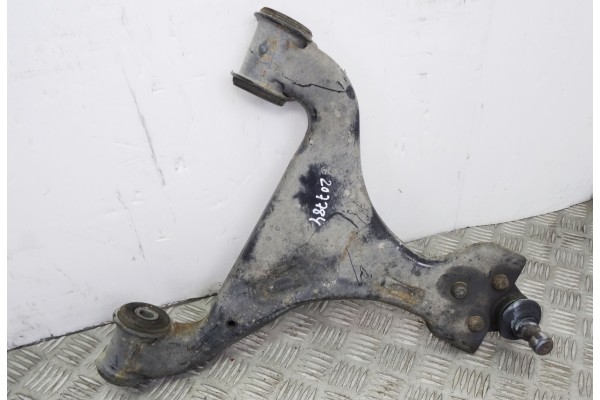 Brazo suspension inferior delantero izquierdo, Mercedes-benz Vito Basic-kombi (639) 111 CDI Largo (639.603) 2006