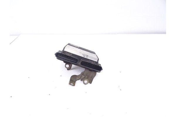 Centralita motor uce, Toyota Corolla (E12) 2.0 D-4D Sol Berlina 2004, 8987120050