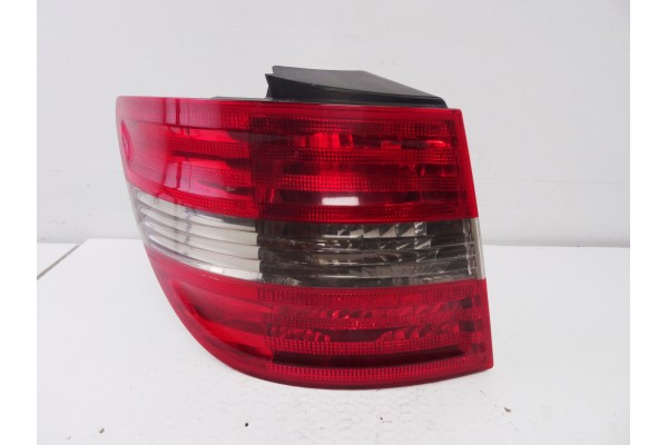 Piloto trasero izquierdo, Mercedes-benz Clase B (Bm 245) 200 Cdi (245.208) 2008, A1698202564