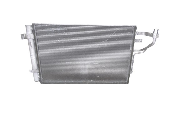 Condensador / radiador aire acondicionado, Hyundai I30 (Fd) Classic 2009