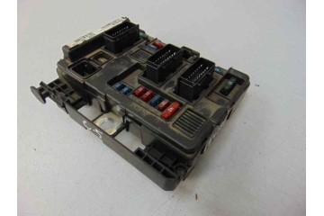 Caja reles / fusibles, Citroen C5 Berlina 2.0 HDi SX 2002, 9643498880