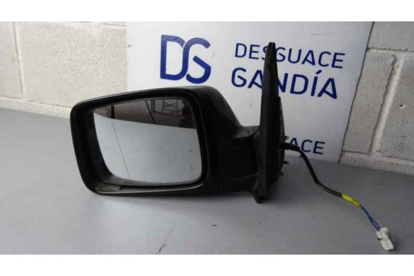Retrovisor izquierdo