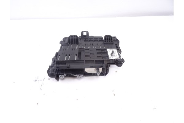 Caja reles / fusibles, Volvo V60 Familiar Summum 2014, 30659092