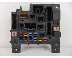 Caja reles / fusibles, Citroen C-crosser Vtr 2009, 8637A319