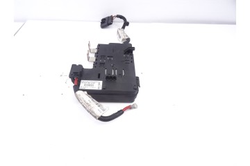 Caja reles / fusibles, Volvo V60 Familiar Summum 2014, 31337182