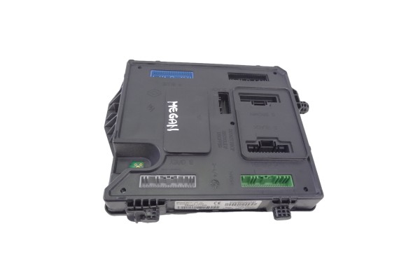 Caja reles / fusibles, Renault Megane Iii Coupe Dynamique 2012, 284B17715R
