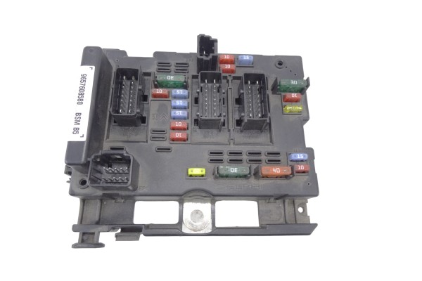 Caja reles / fusibles, Peugeot 307 (S1)(04.2001) Xs 2005, 9657608580