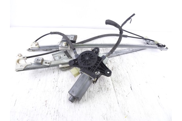 Elevalunas delantero derecho, Mercedes-benz Vito Basic-kombi (639) 111 CDI Largo (639.603) 2006