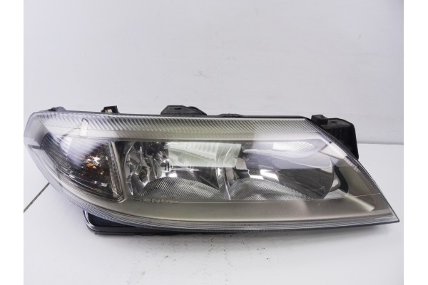 Faro derecho, Renault Laguna Ii Grandtour (KG0) Dynamique 2004, 8200163324
