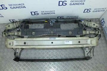 Panel frontal