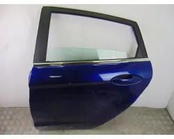 Puerta trasera izquierda, Ford Fiesta (Cnn) Trend 2014