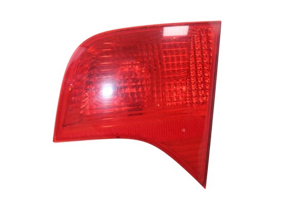 Piloto trasero derecho interior, Audi A4 Berlina (8E) 2.0 TDI 16V (103kW) 2007