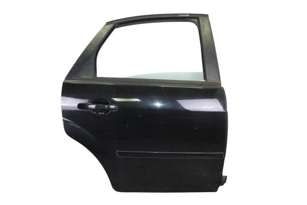 Puerta trasera derecha, Ford Focus Berlina (Cap) Trend 2005