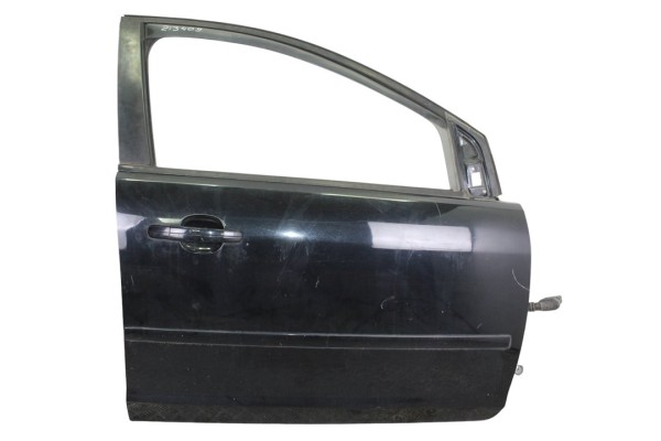 Puerta delantera derecha, Ford Focus Berlina (Cap) Trend 2005