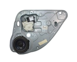 Elevalunas trasero derecho, Ford Focus Berlina (Cap) Trend 2005
