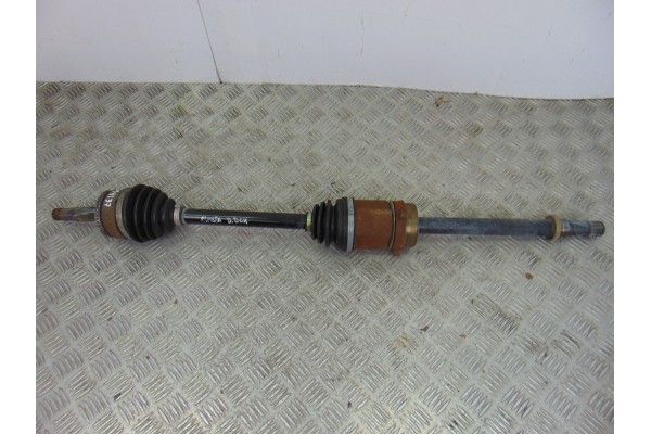 Transmision delantera derecha, Nissan Almera Tino (V10M) Acenta 2004