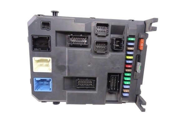 Caja reles / fusibles, Citroen C3 1.1 Furio 2009, 9664983280