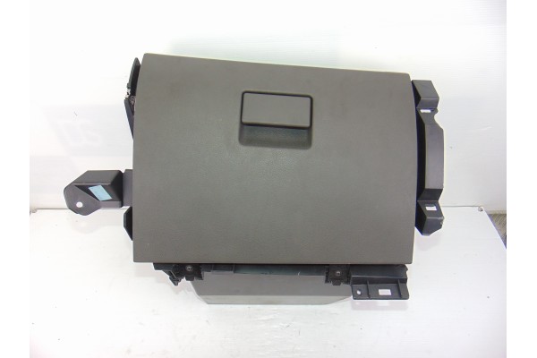 Guantera, Ford C-max (CB3)(2007) Ambiente 2009, 2S61A06157AA