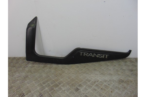 Moldura, Ford Transit Combi (TT9) FT 330 largo 2007, 6C16V22371