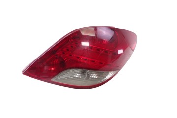 Piloto trasero derecho, Peugeot 207 Confort 2010