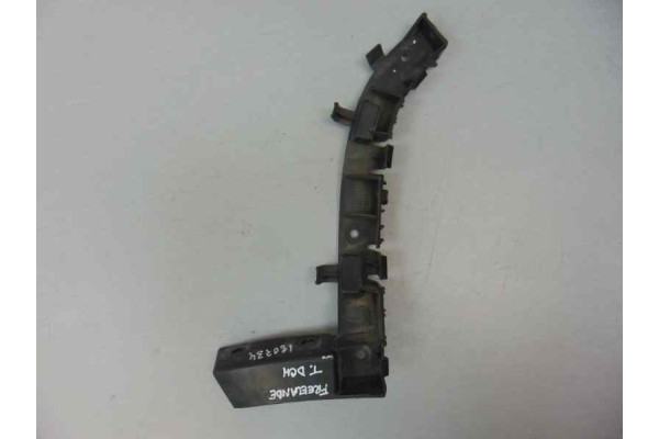 Molduras traseras, Land Rover Freelander (LR2) TD4 Hse 2007, 6H52-17A881-AB