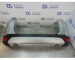 Paragolpes trasero