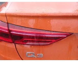 Piloto trasero izquierdo interior, Audi Q3 (F3B) 35 TDI S line 2022