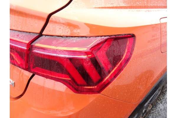 Piloto trasero derecho, Audi Q3 (F3B) 35 TDI S line 2022
