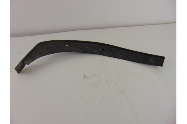 Molduras traseras, Mazda CX-7 Er Active 2011, EH6651K2443