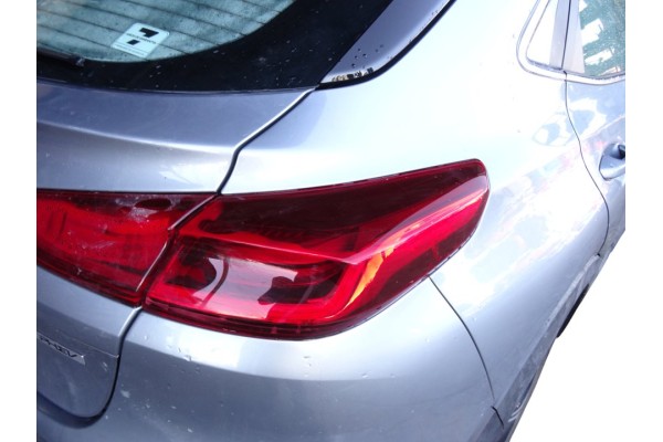 Piloto trasero derecho, Kia Xceed eDrive PHEV 2024