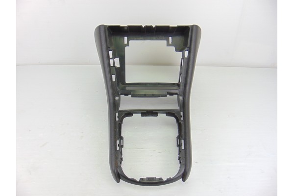 Guarnecidos palanca cambio, Opel Astra K Berlina 5P Dynamic Start/Stop 2016, 13412320