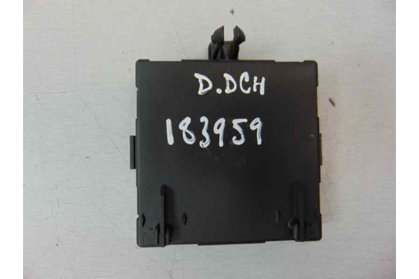 A1669005611 CENTRALITA CIERRE MERCEDES-BENZ CLASE A (BM 176)