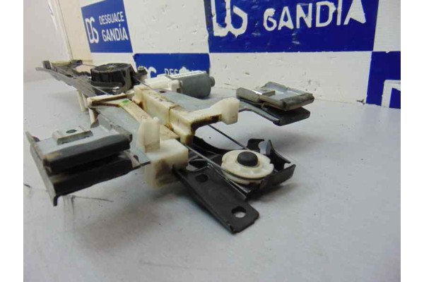 2 PIN ELEVALUNAS TRASERO IZQUIERDO JEEP GRAND CHEROKEE (WH) 3.0 CRD Laredo 2007 2 PIN 183229 JEEP - 3