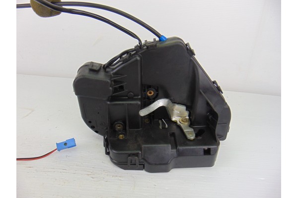 Cerradura puerta trasera izquierda, Mercedes-benz Cls (Bm 219) 350 Cgi (219.357) 2006, 2197300135