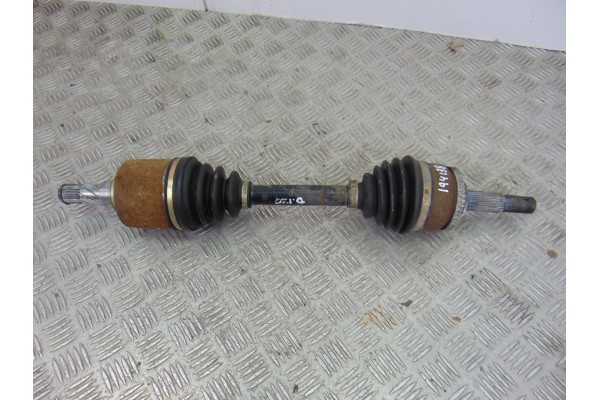 Transmision delantera izquierda, Nissan Almera Tino (V10M) Acenta 2004