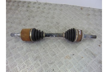Transmision delantera izquierda, Nissan Almera Tino (V10M) Acenta 2004